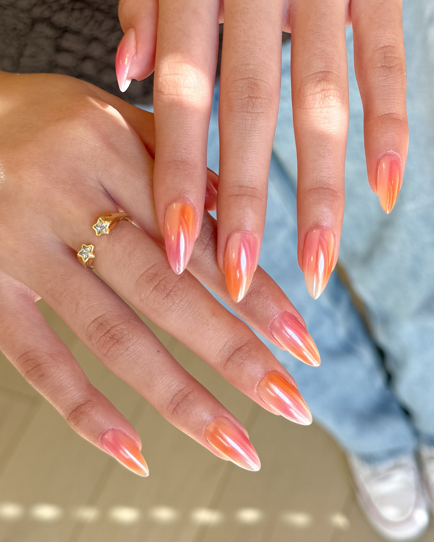@glossy.studios