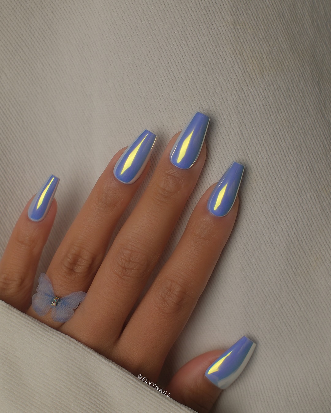 @esvynails